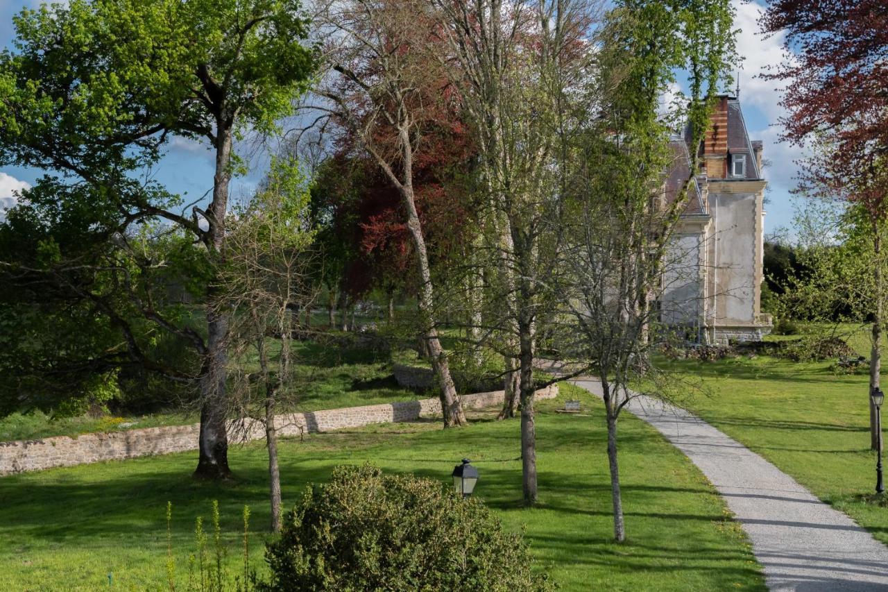 Chateau De Chazelpaud Saint-Bard Exterior photo